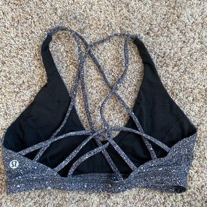Lulu lemon sports bra - no pads